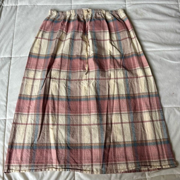 Orvis Plaid Midi Skirt in Pink and Cream - Picture 1 of 2